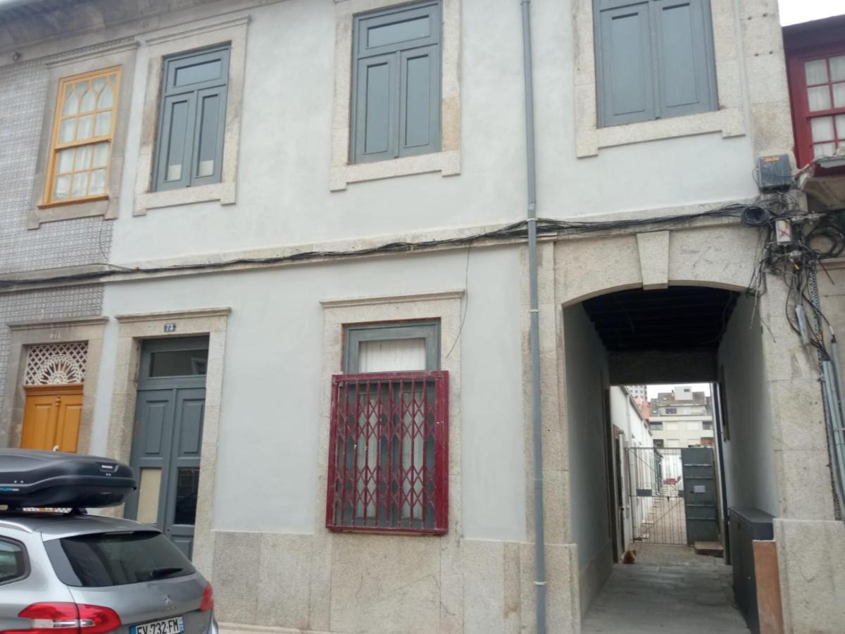 Luxury Studio With Amazing Terrace Apartment Porto Luaran gambar